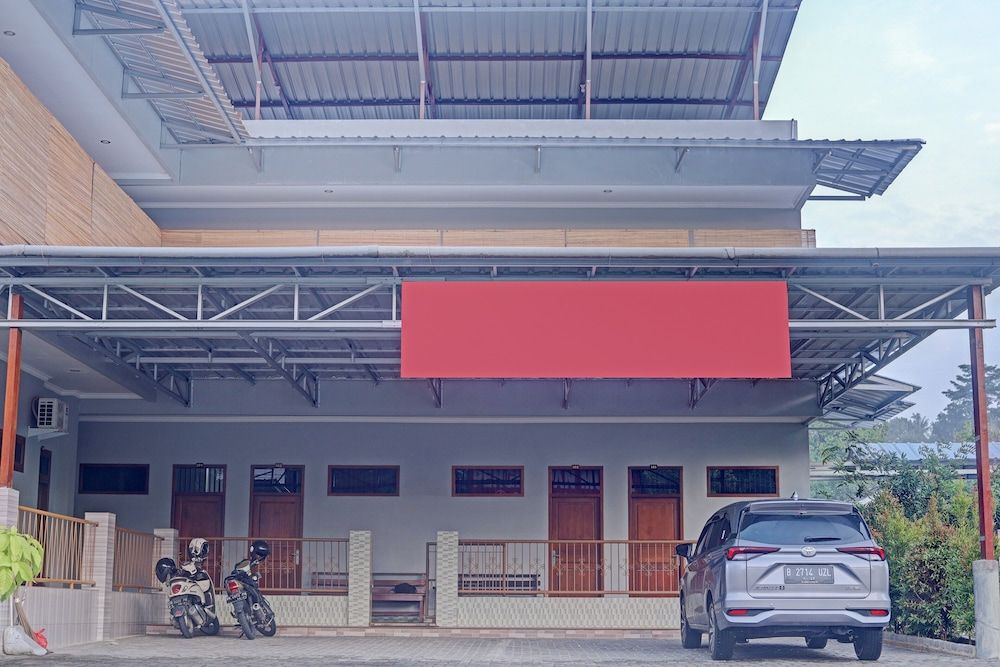 Oyo 91419 Hotel Mulia Bangka 2 estrelas em Pangkalan Baru