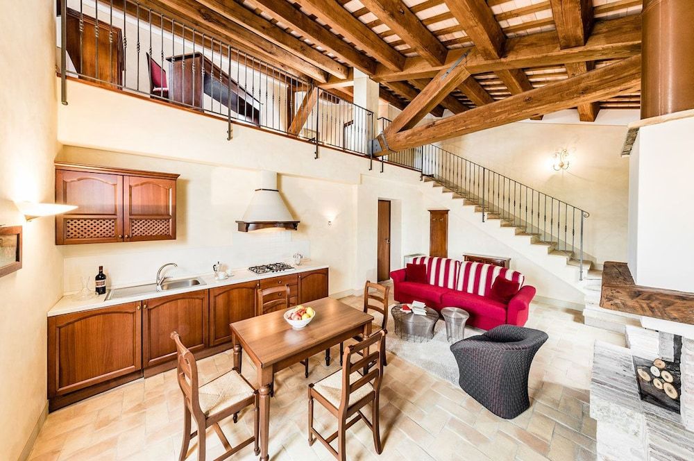 Poggio Antico - Suites and Breakfast 3