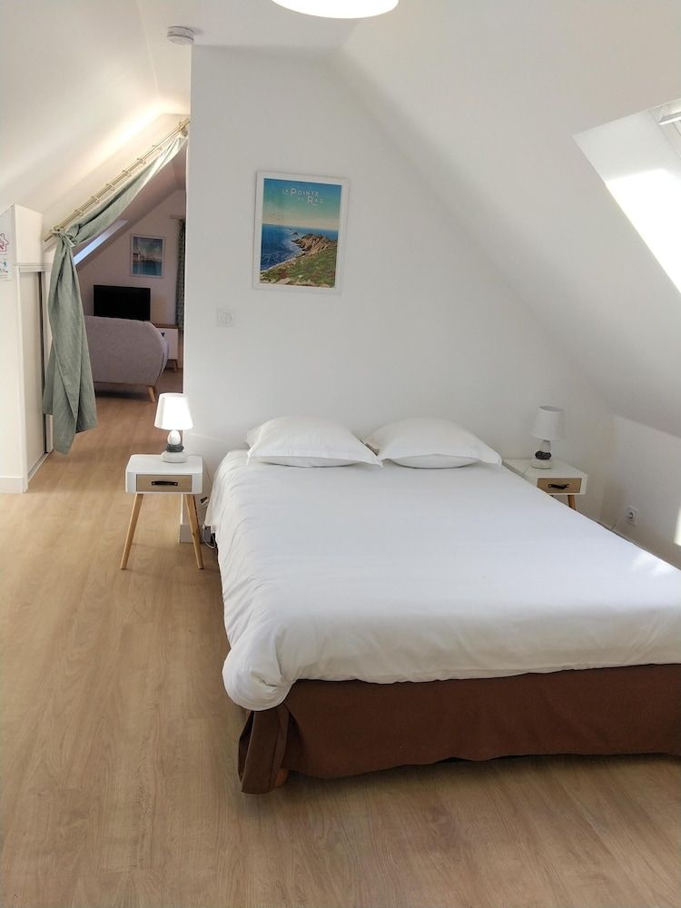 Domaine de Lesvaniel 2