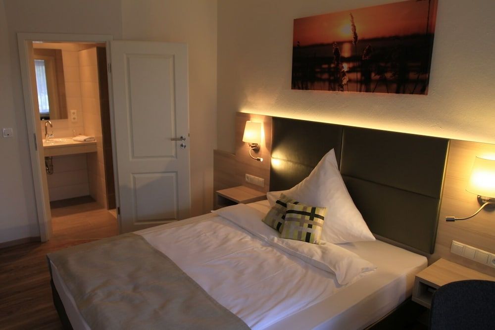 Waldhotel Zum Bergsee Damme 3