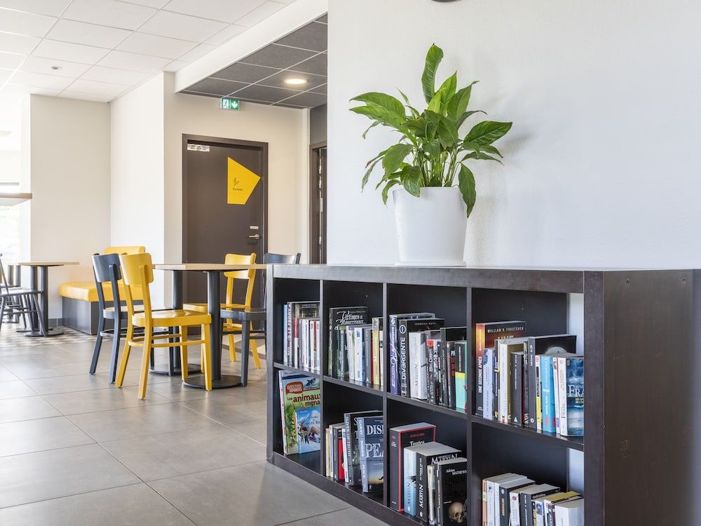 B&B HOTEL Saint Martin De Crau Alpilles Camargue 2