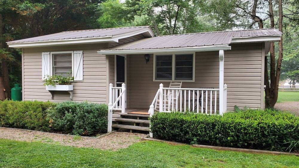 Cozy Creek Cottages 2