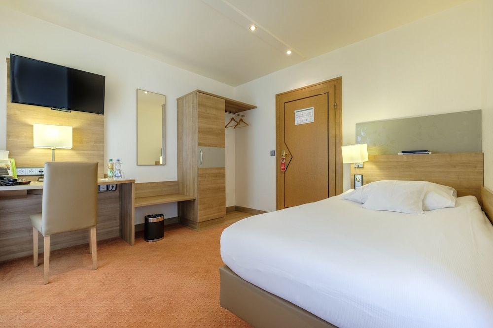 Hotel Hohenstaufen KG 3 estrellas en Göppingen