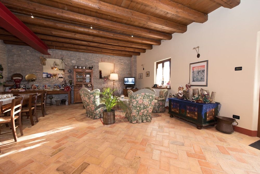 Alloggio Agrituristico Albafiorita 2