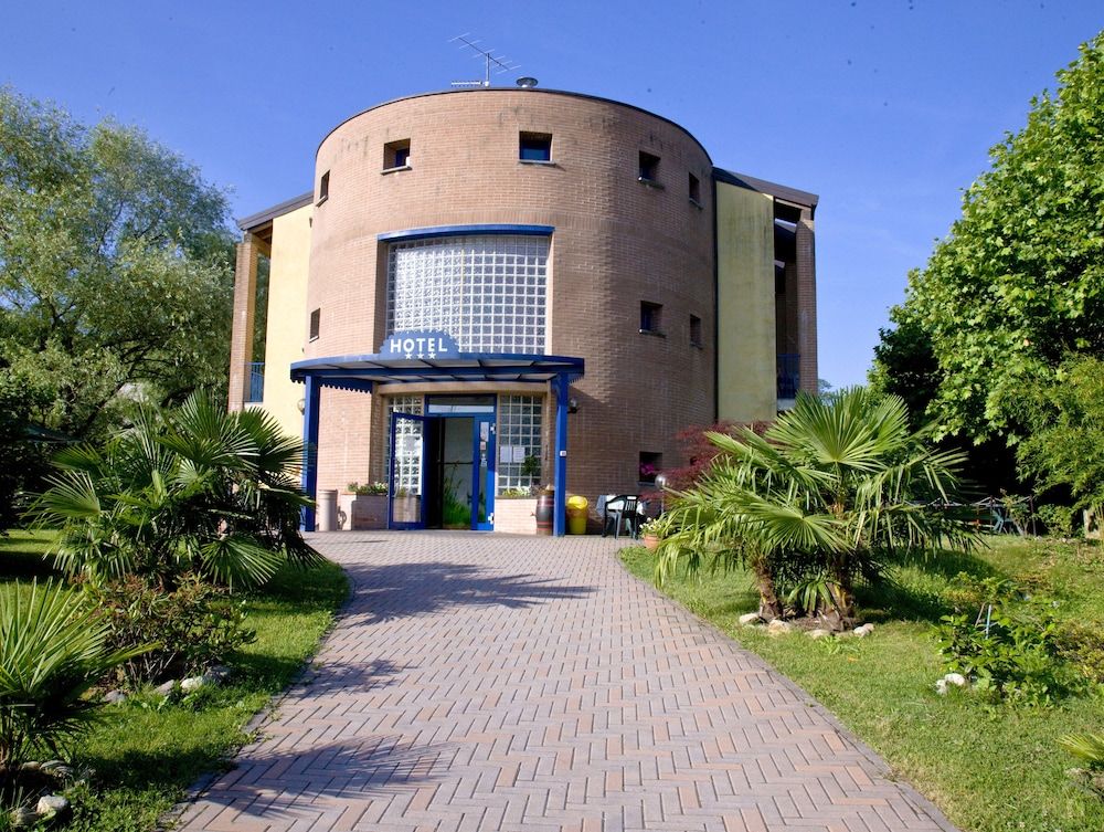 Il Canneto 3 estrelas em Porto Ceresio