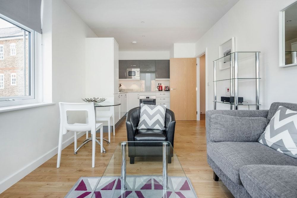 Roomspace Apartments Swan House -1 estrelas em Leatherhead