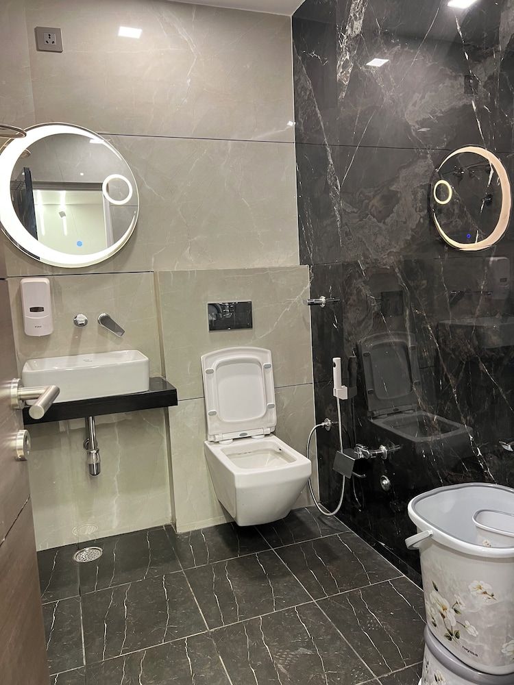 Narang Hotel 2