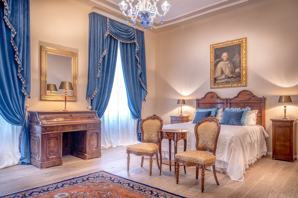 Palazzo Cavagna Sangiuliani 3