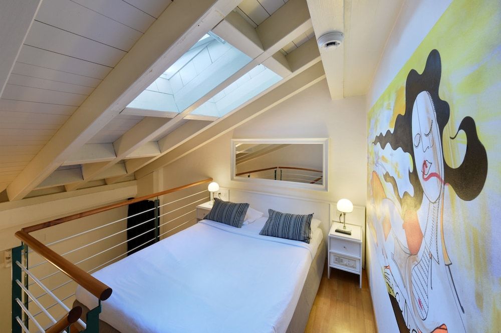 L'HÔTEL by Hostellerie du Château 3