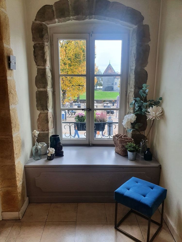 L'HÔTEL by Hostellerie du Château 2