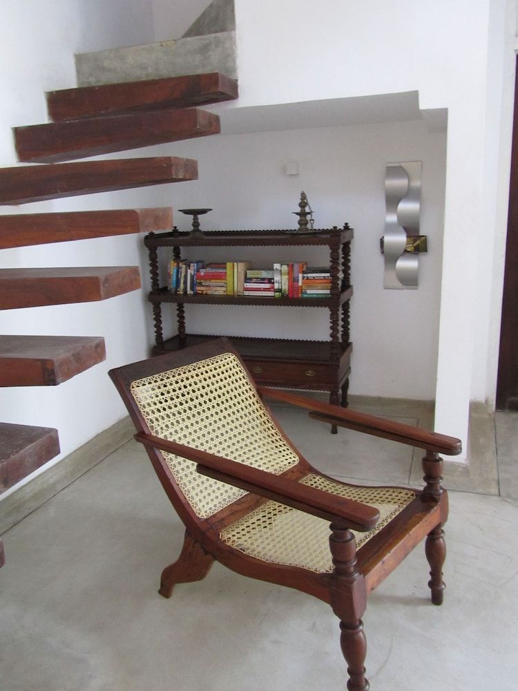 Isana Beach House 3