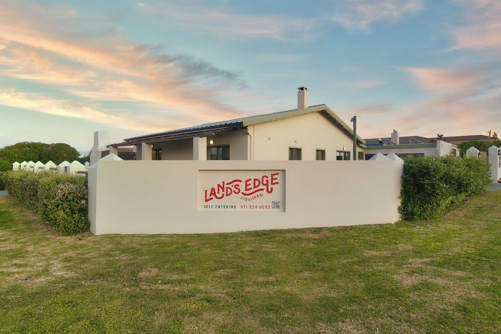 Lands Edge Eco Friendly Cottages -1 stelle a Struisbaai