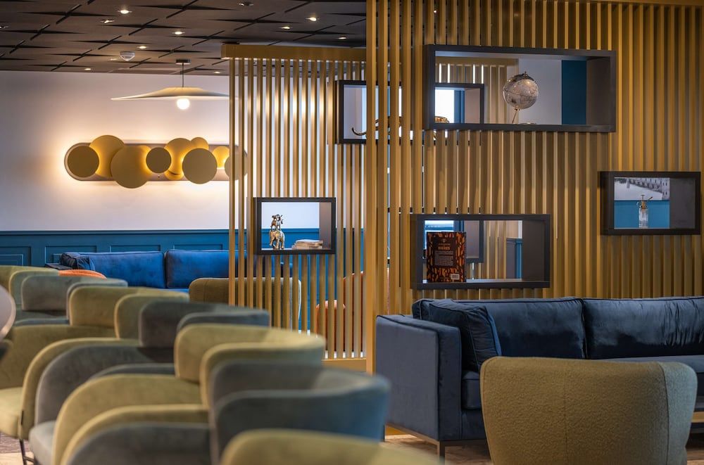 Kyriad Tour Sud - Ballan Mire 2