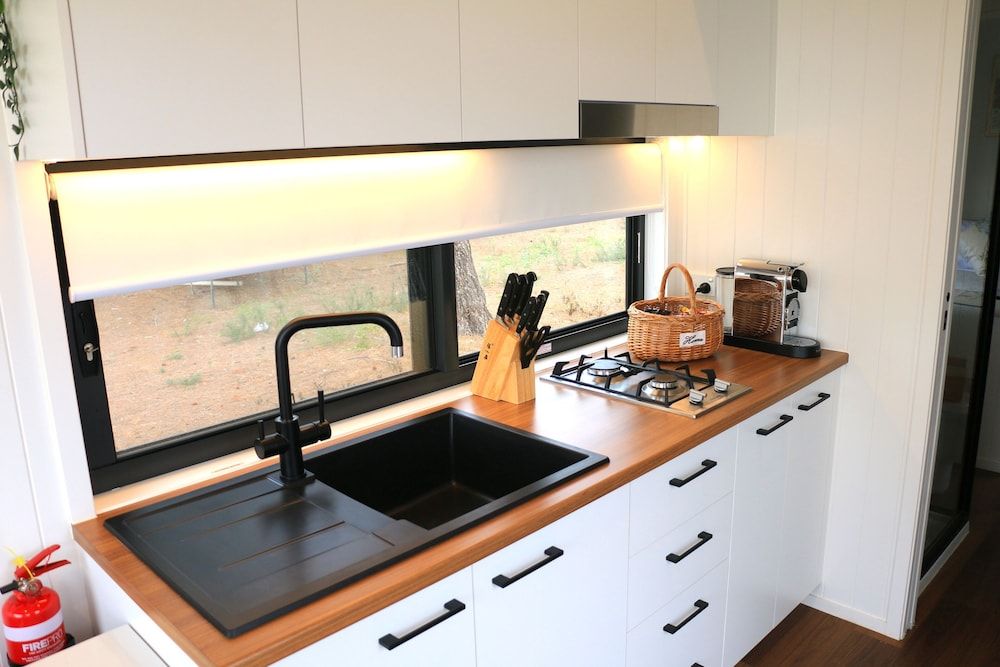 The Pink Lake Tiny House - 'Sakura' 2