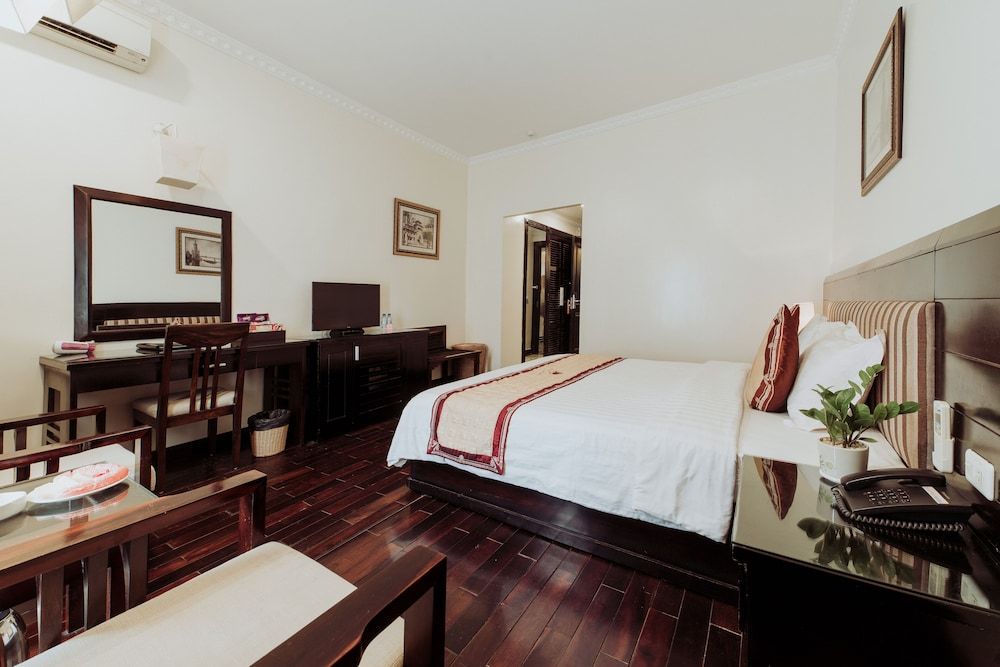 White Palace Thai Binh Hotel 1 3