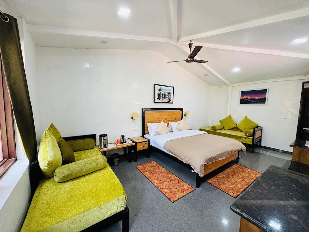 Verdant Valley, Kund-chopta,by Himalayan Eco Lodge 3