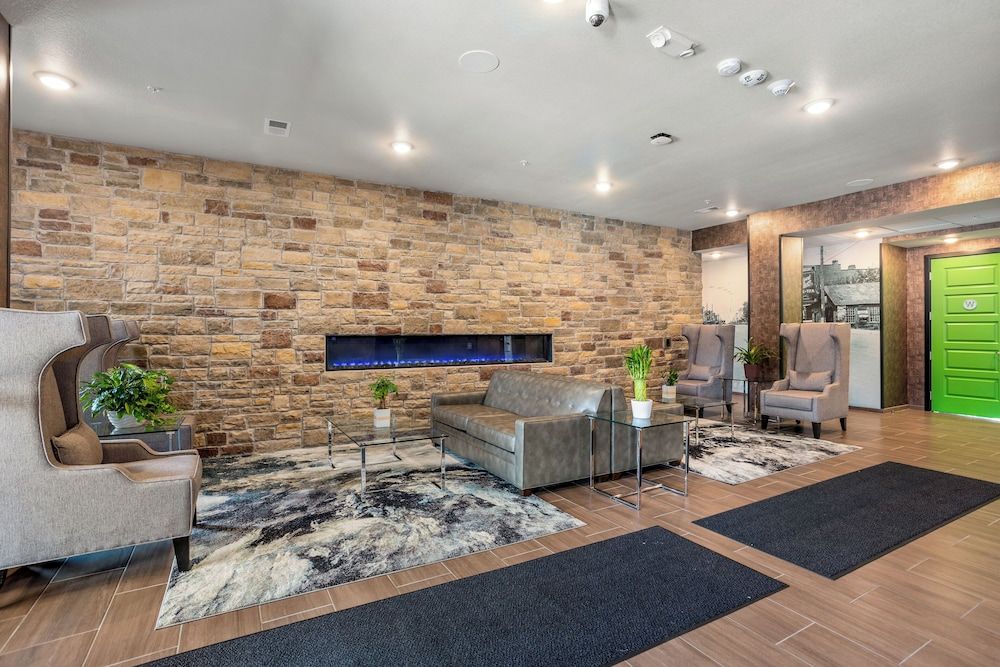 Cobblestone Hotel & Suites - De Pere 2