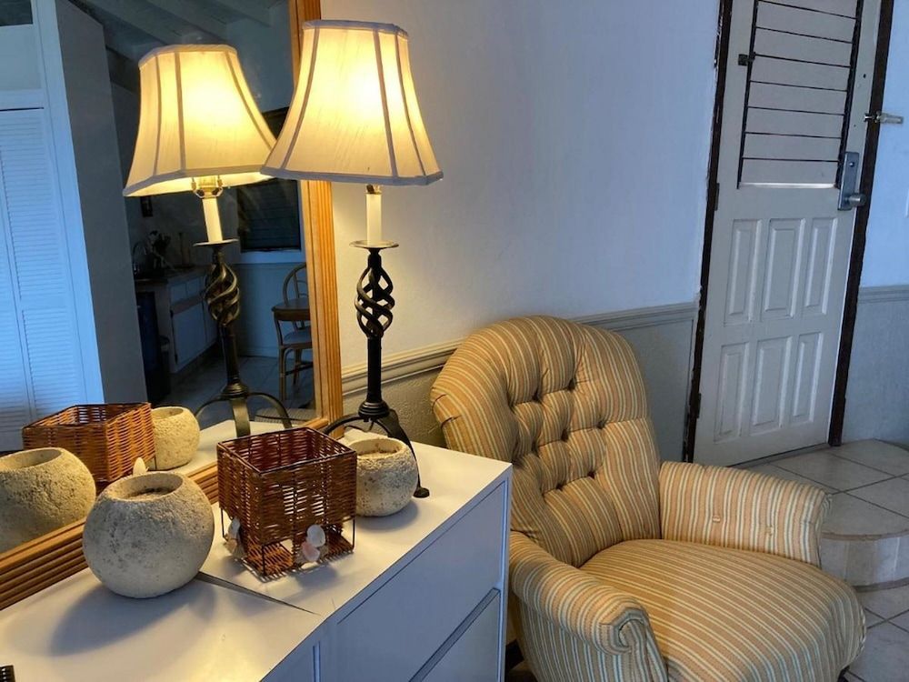 Boundless Bliss Hotel 2