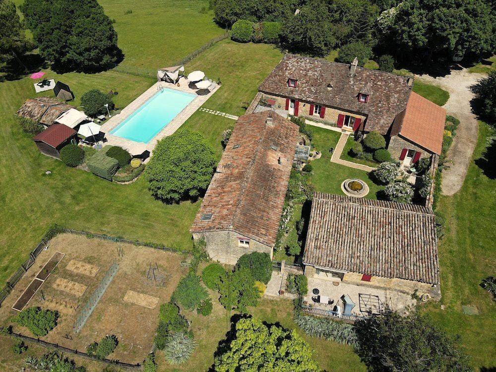 La Borie du Chevrier -1 estrelas em Sainte-Croix-de-Beaumont