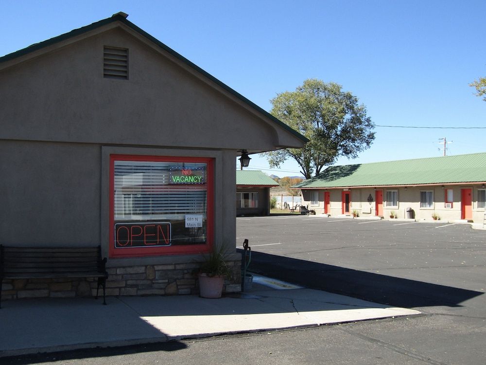 Lamplighter Lodge 2 estrelas em Panguitch