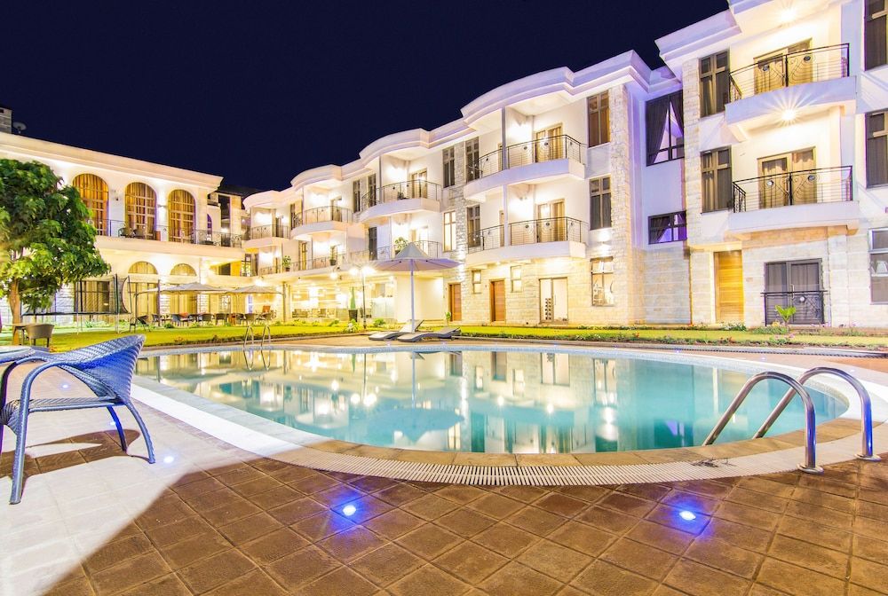 Alba Hotel Meru 4 estrelas em Meru