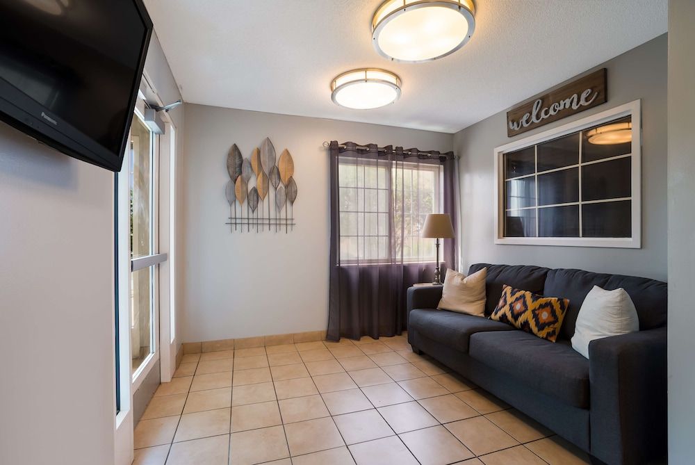 Sonesta Simply Suites Des Moines 3