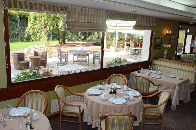 Logis Hotel La Villa Des Houx 3 étoiles à Aumale