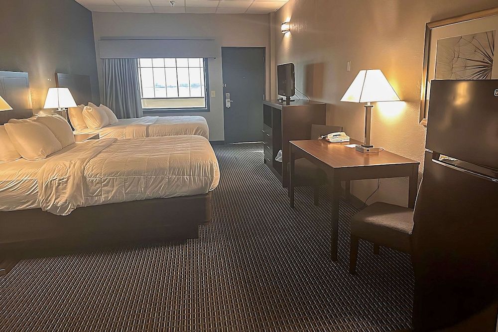 Suburban Studios Montpelier	OH 2