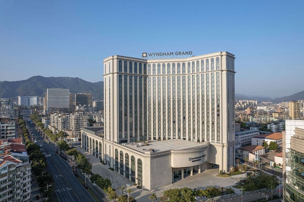 Wyndham Grand Lishui Downtown -1 estrelas em Lishui