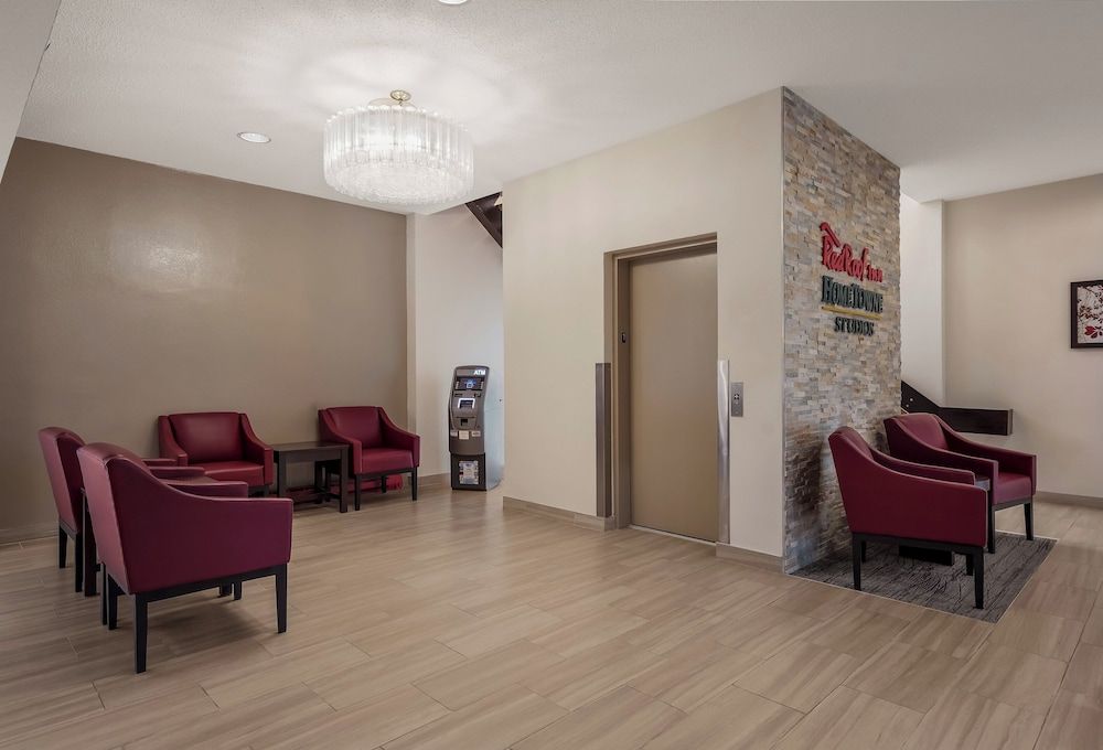 Red Roof Inn Painted Post 3