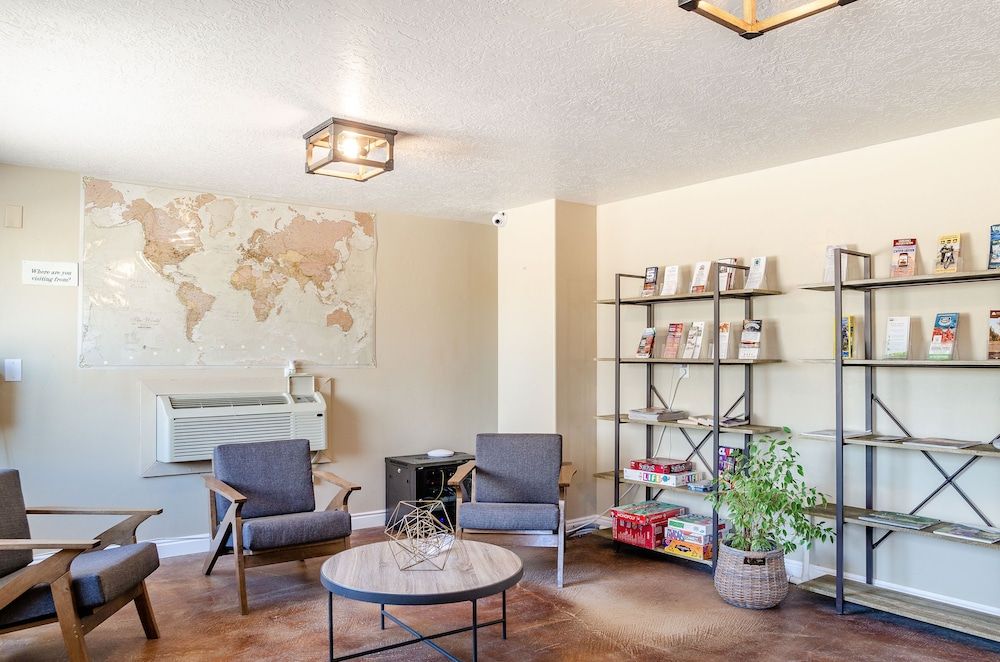 Mountain Ridge Cabins and Lodging 3