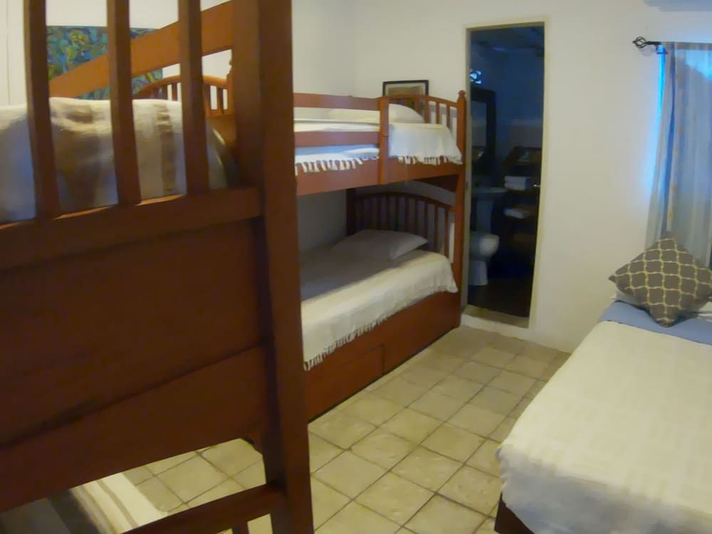 Hostal Corotu 3
