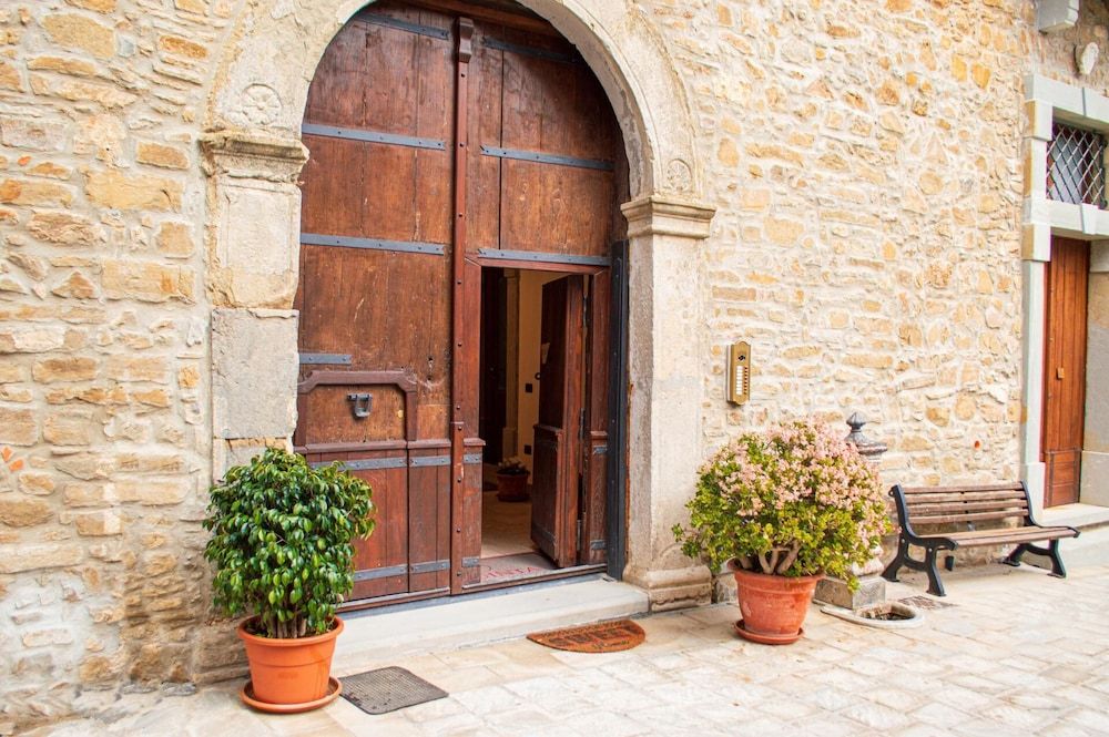 Palazzo Iaquinta - Rooms & Restaurant 2