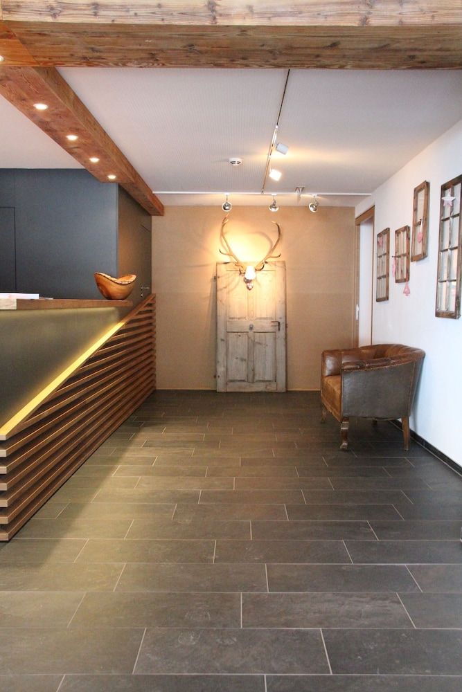 Alpen Suites Brandnertal 3