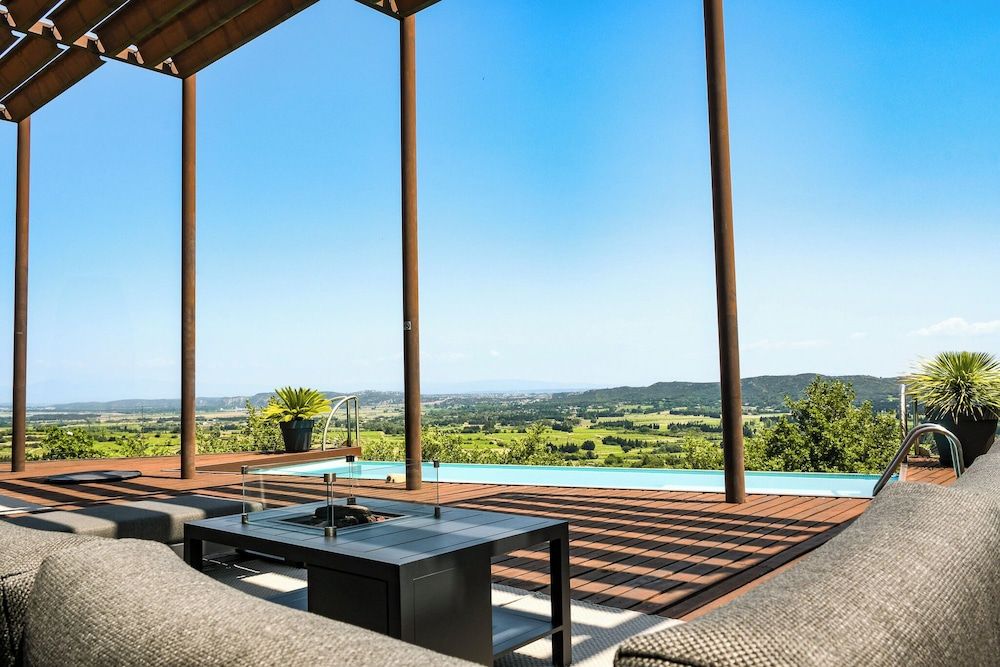 Les Hauts d'Avignon -1 estrelas em Rochefort-du-Gard