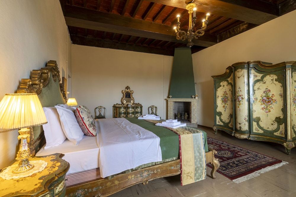 CASTELLO DI SOVICILLE- RESIDENZA D'EPOCA 3