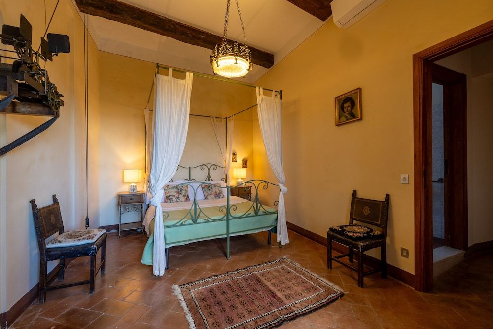 CASTELLO DI SOVICILLE- RESIDENZA D'EPOCA 2