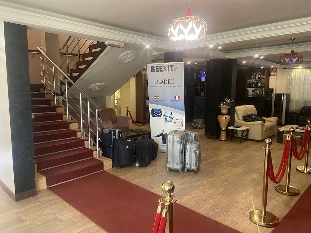 Hôtel Univers 3 Aéroport Luxe 3