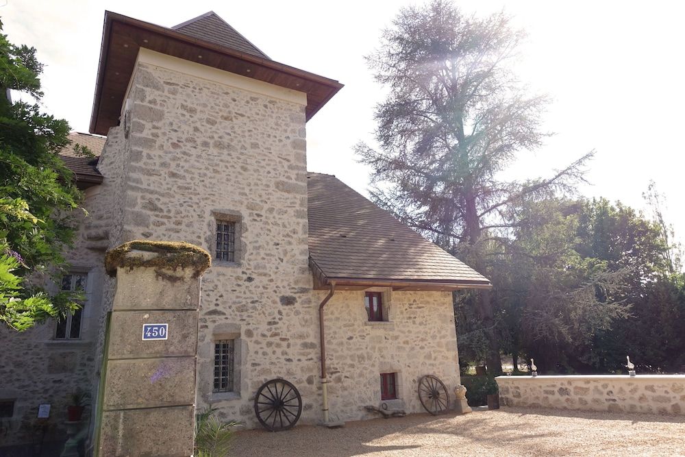 La Tour de Coron -1 estrelas em Belley