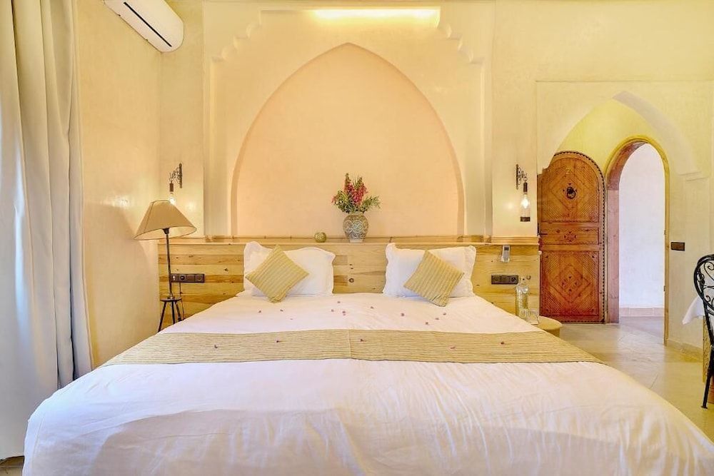 hotel  sbai palace 3