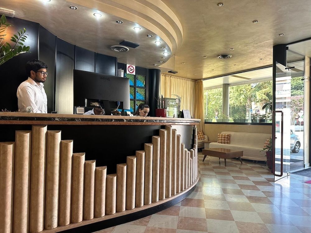 HOTEL RAFFAELLO VENICE 3