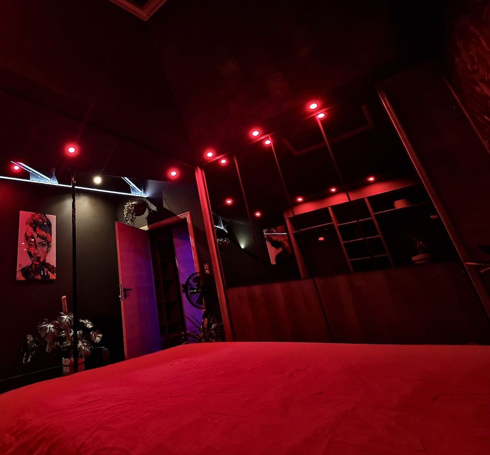 AKA LOVE ROOM -1 estrelas em Lavaur