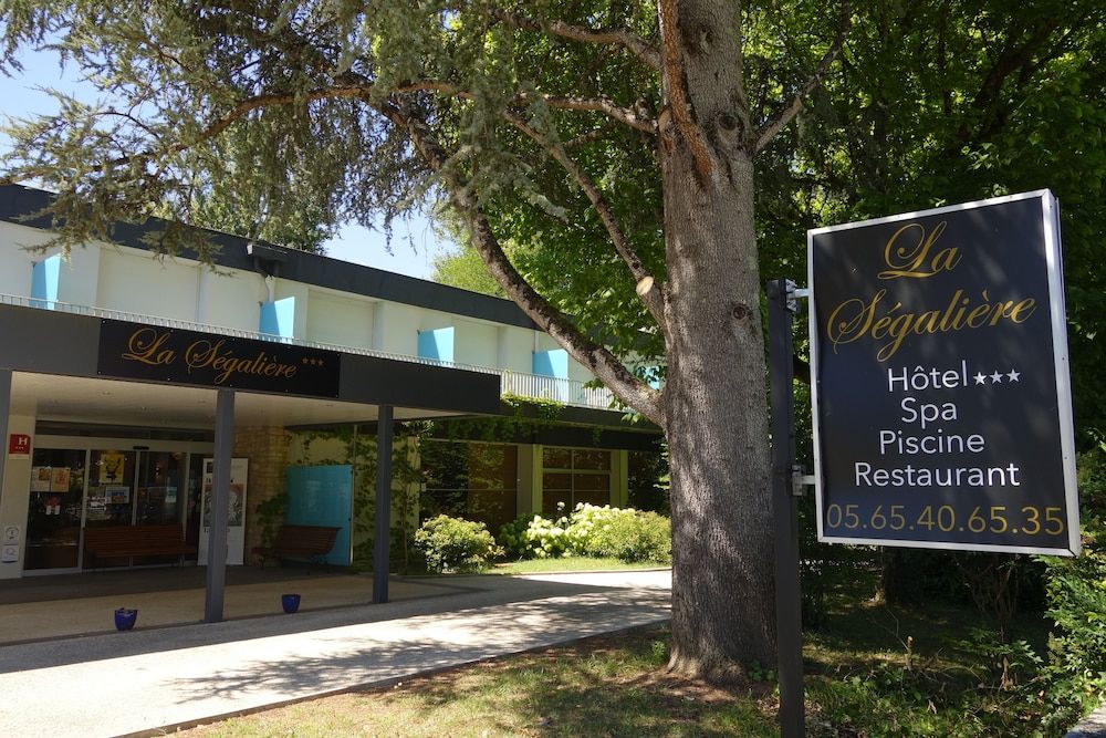 Hôtel La Ségalière Spa Bar 2
