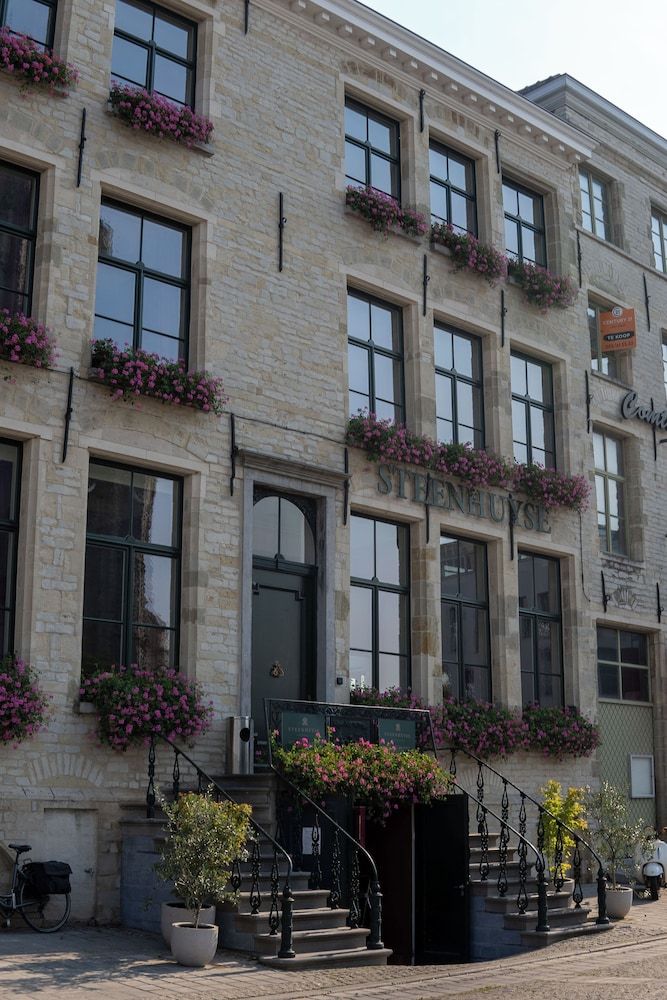 Hotel Restaurant Steenhuyse -1 étoiles à Audenarde