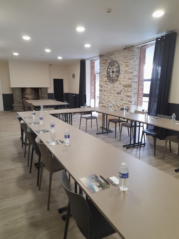 Hôtel restaurant bar les Voyageurs 2