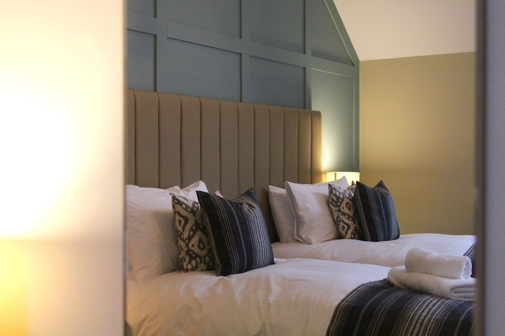 The Coach & Horses 3