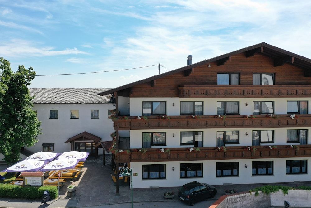 Kirchenwirt St. Aegidi 3 estrelas em Sankt Aegidi