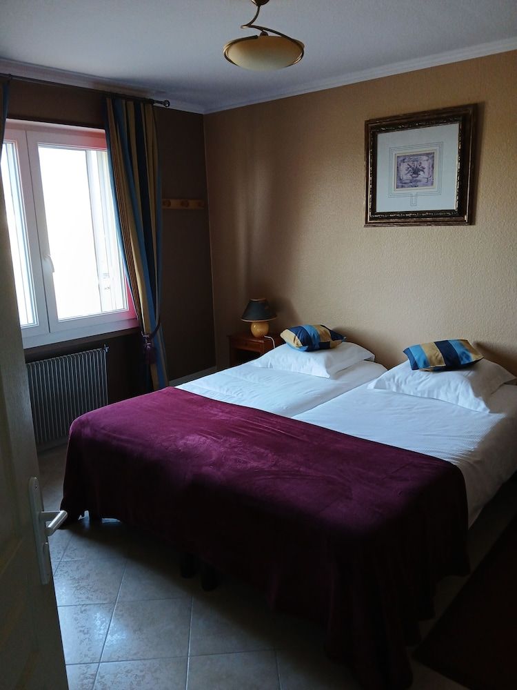 Hôtel l'Orée des Roches 2