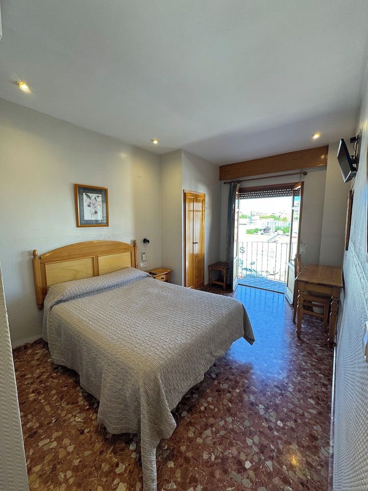 L'Oncle Pere Habitacions 3