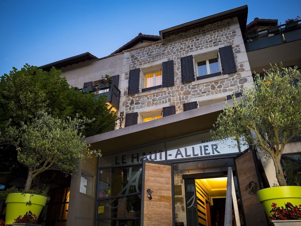 Hotel Restaurant Du Haut-Allier -1 estrelas em Alleyras